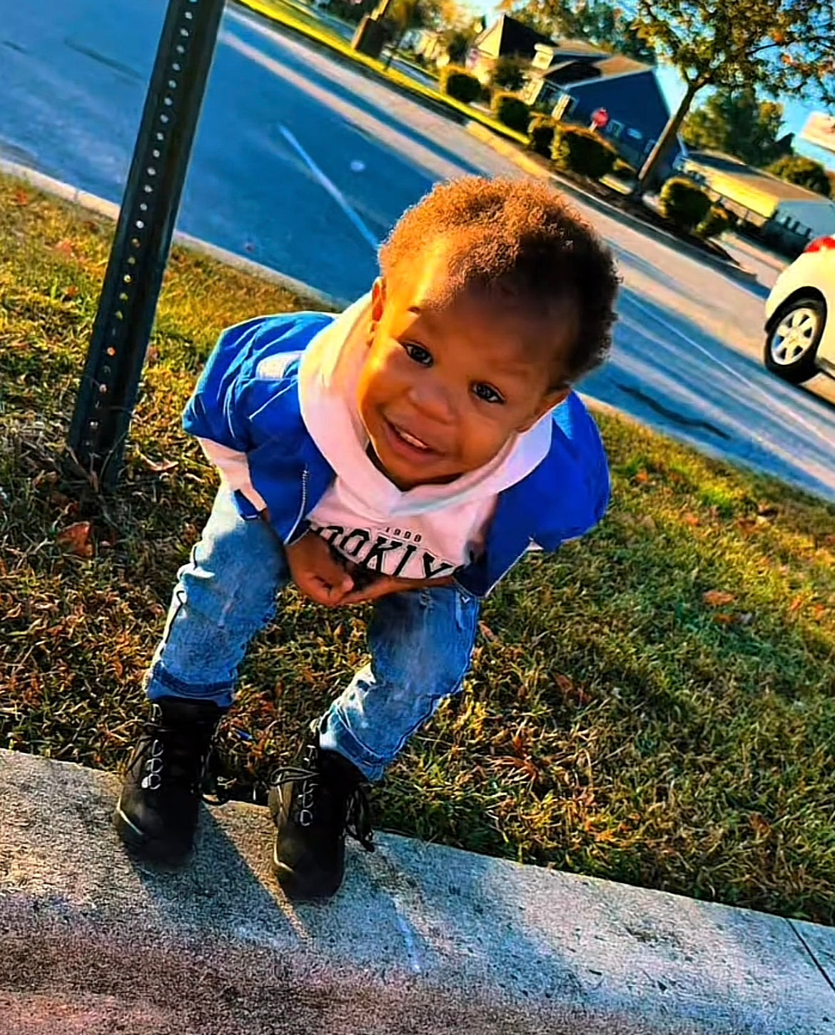 Royal “ROOT LiGHTNiNG” Zip Up🌀