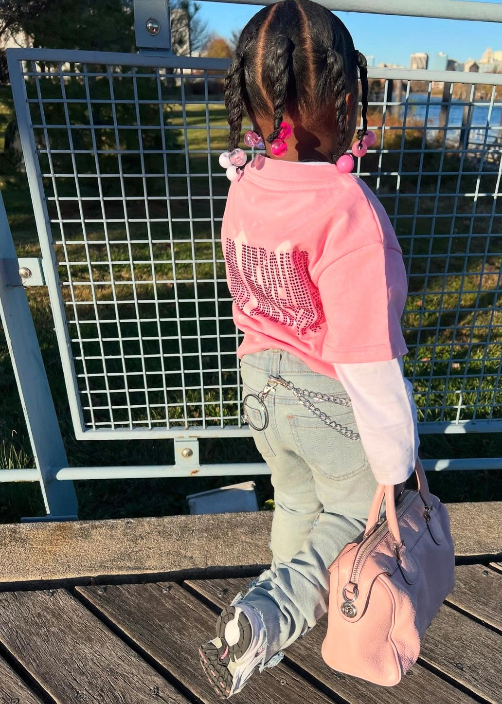 PiNK PARADiSE “OWN PATH” TEE🌺