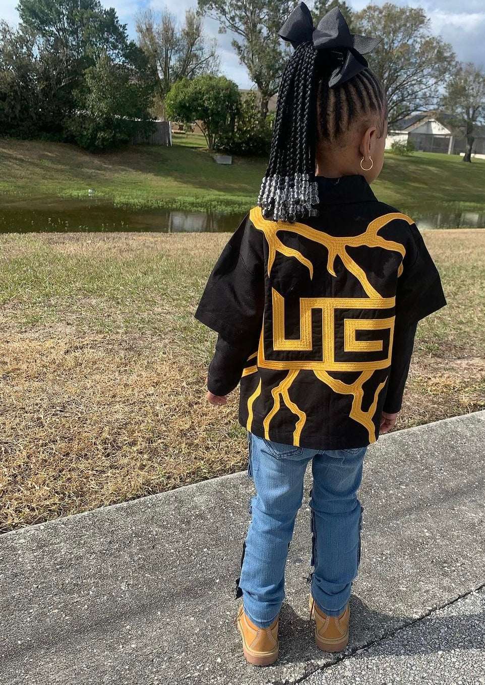 BUMBLEBEE "ROOT LiGHTNiNG" ZiP UP🐝 ⚡️