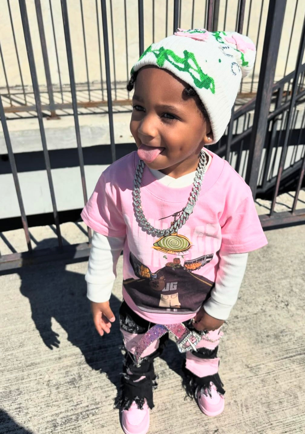 PiNK PARADiSE “OWN PATH” TEE🌺