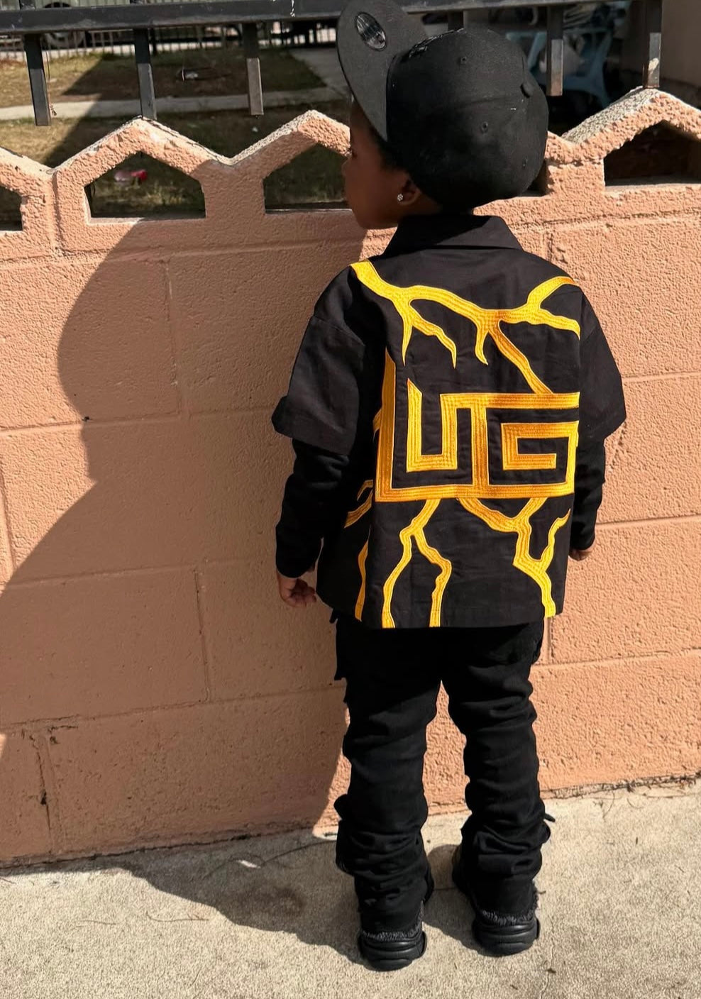 BUMBLEBEE "ROOT LiGHTNiNG" ZiP UP🐝 ⚡️