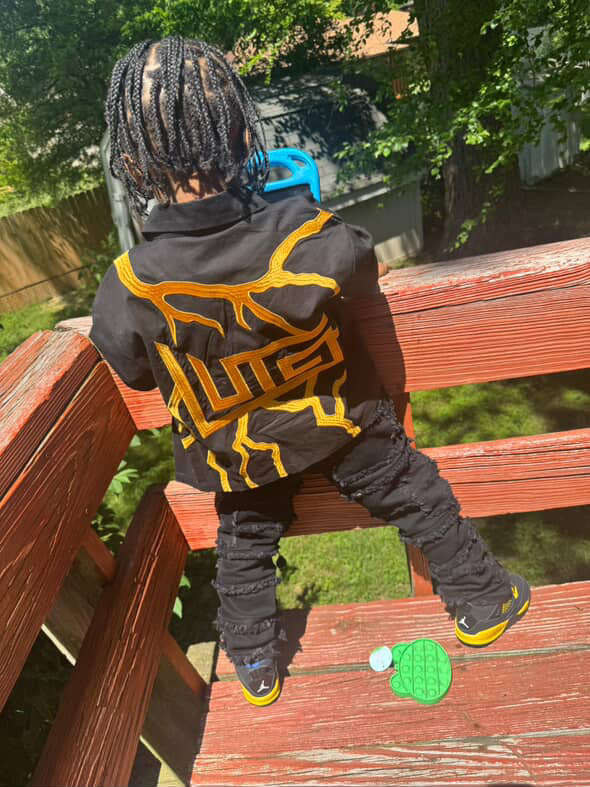 BUMBLEBEE "ROOT LiGHTNiNG" ZiP UP🐝 ⚡️